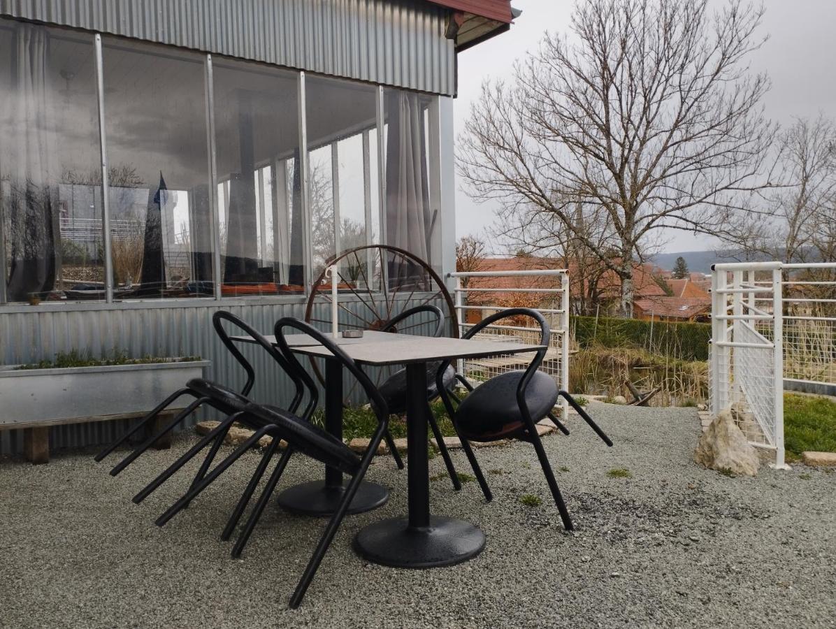Best Price #3 "La Serre" X4 People Orchamps-Vennes Exterior photo
